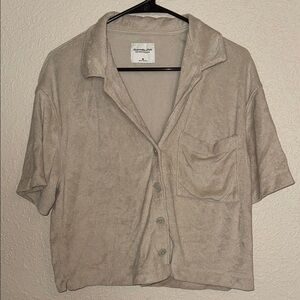 Beige Button-Up Short Sleeve Shirt